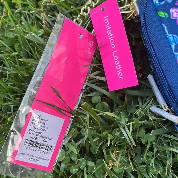 NWT Lilly Pulitzer x Disney Parks Collection Marsten Crossbody Bag - Picture 9 of 15